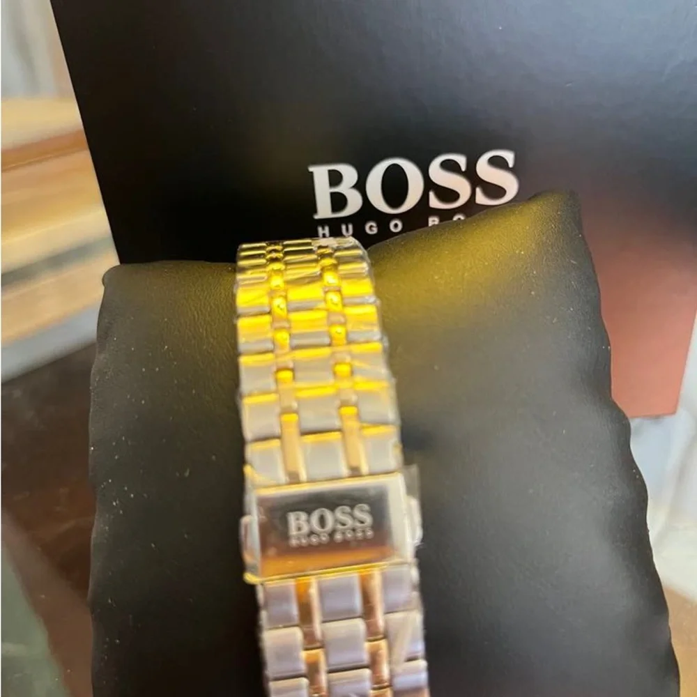 Boss watch for men never worn with its box and cover. Stainless - Picture 5 of 10